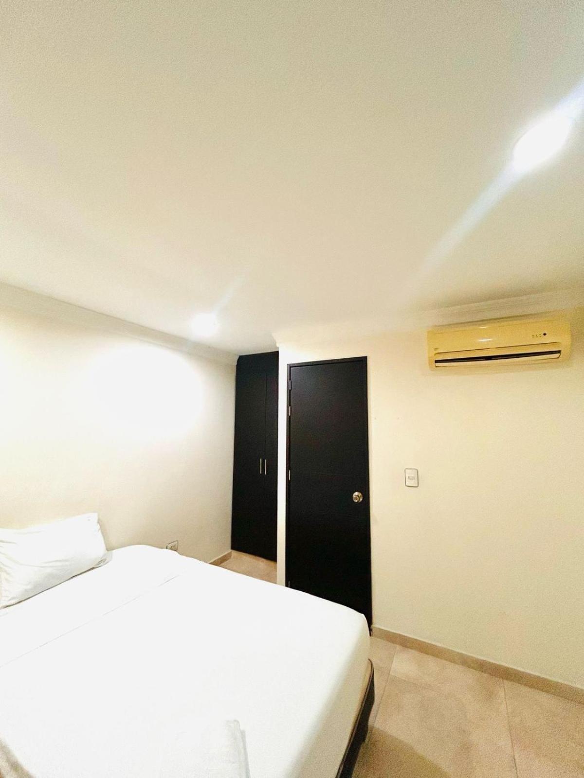 Kalina Hotel Girardot Dış mekan fotoğraf